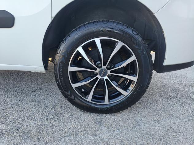 FIAT Doblò DOBLO' COMBI 1.6 MJT EASY - Foto 9