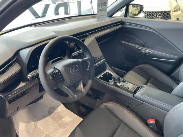 Lexus LBX Hybrid Emotion - Foto 9