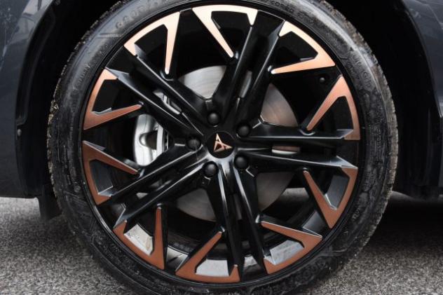 CUPRA Terramar 1.5 e-Hybrid DSG Impulse rif. 23873205 - Foto 5