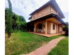 Villetta bifamiliare in vendita a Forte dei Marmi 200 mq  Rif: 1326170
