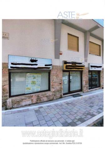 IMMOBILI-IMMOBILE COMMERCIALE-Via Raffaello Sanzio, 67, 65124 Pescara PE, Italia - Foto 3