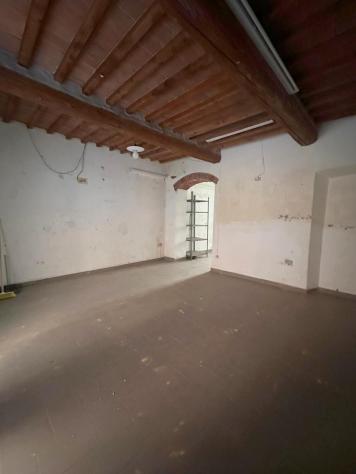 Locale comm.le/Fondo in vendita a Pontedera 50 mq Rif: 1406584