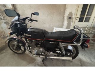 Moto Suzuki GS450S