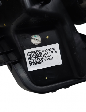 FANALINO PARAURTI ANT DX HYUNDAI Tucson serie 92208-D7700 (15) - Foto 9