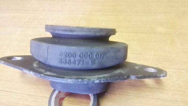 Supporto Motore Renault Espace 2.2 dCi 2003 150 Cv. - Foto 3