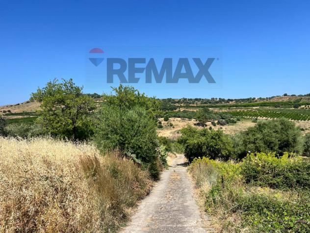 Terreno in vendita a Motta Sant'Anastasia