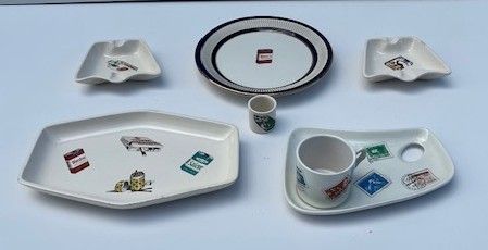 Piatti e Posacenere in Ceramica / Porcellana