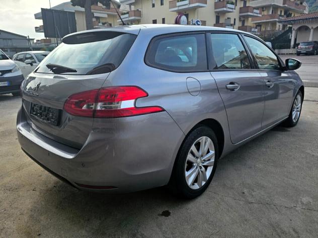 Peugeot 308 BlueHDi 120 EAT6 SW Business - Foto 8