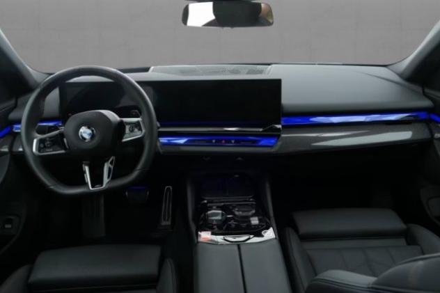 BMW 520 d 48V sDrive Touring Msport rif. 24049669 - Foto 5