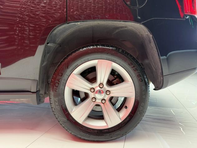 Jeep Compass 2.2 CRD Limited 2WD - Foto 9