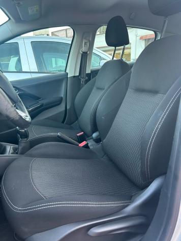 Peugeot 208 PureTech 82 5p. GPL Allure - Foto 9
