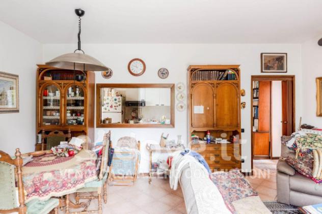 Villa di 350 m² con più di 5 locali e box auto in vendita a Cocquio-Trevisago - Foto 20