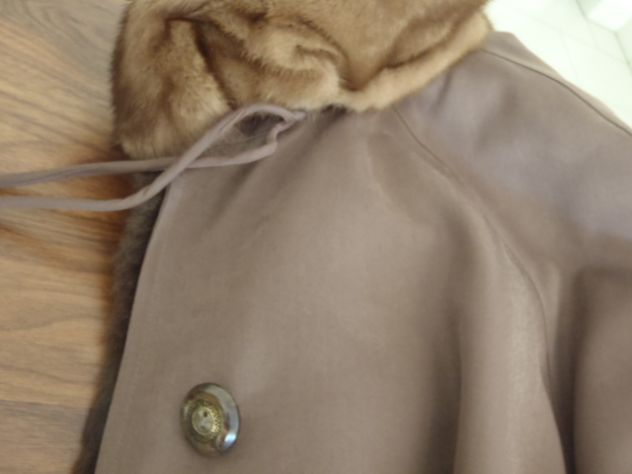 Cappotto donna con pelliccia - Foto 10