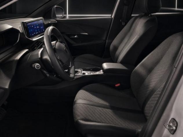 PEUGEOT 2008 PureTech 100 S&S Allure rif. 23635505 - Foto 6