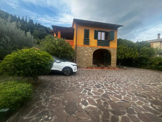 BIFAMILIARE di 5 vani e di 120 mq (CALENZANO) rif. L1400 - Foto 4