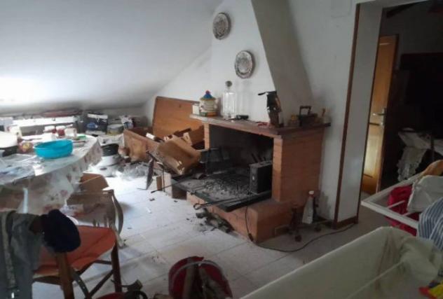 Immobile in asta di 246 m² con più di 5 locali e box auto in vendita a Marsciano - Foto 2