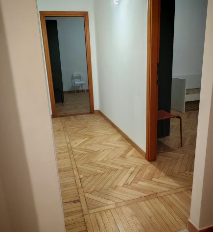 Stanze ammobiliate in zona servita e accogliente - Foto 2