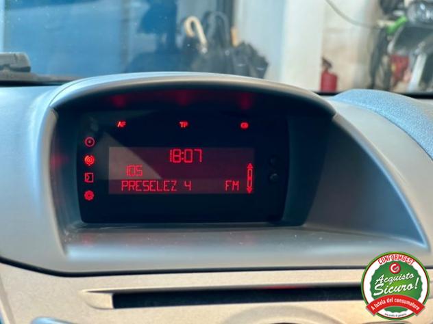 FORD Fiesta 1.2 82CV 5p. Titanium *NEOPATENTATI* rif. 23977392 - Foto 10