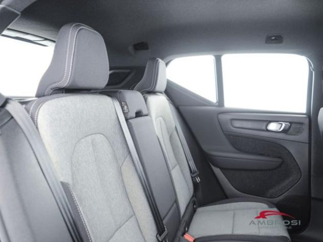 VOLVO XC40 B3 Mild hybrid Benzina Plus Dark rif. 23986884 - Foto 10