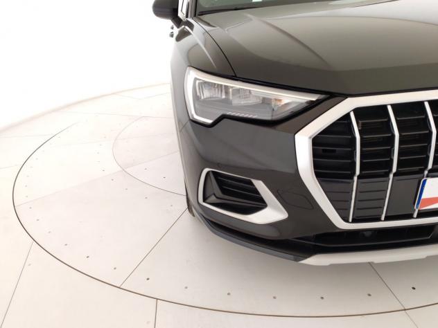 Audi Q3 2.0 35 TDI S Tronic Business - Foto 5
