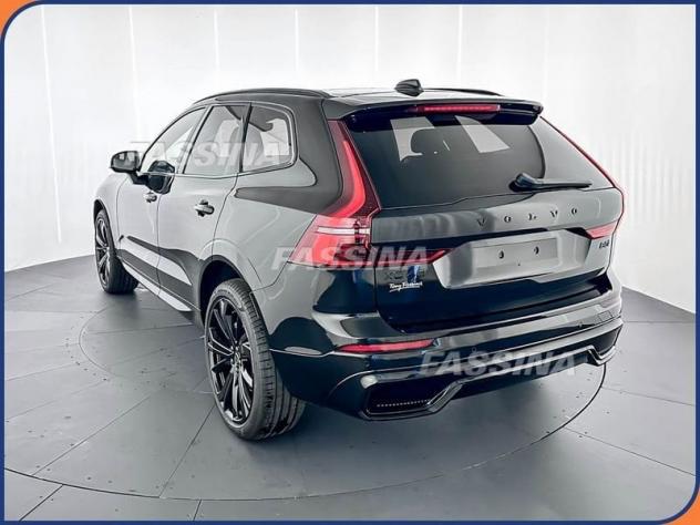Volvo XC60 2.0 b5 mhev Plus Black Edition awd auto - Foto 4