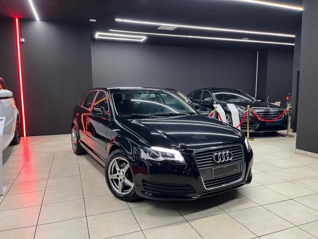Audi A3 SPB 1.6 TDI 105 CV CR Attraction OK NEOPATENTATI - Foto 2