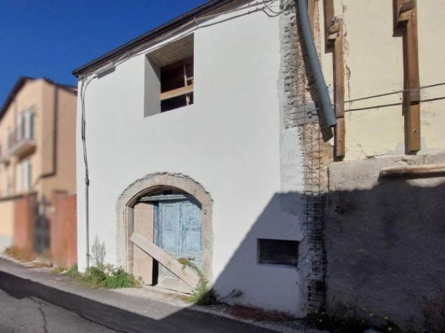 Immobile in asta di 169 m² con più di 5 locali in vendita a Bussi sul Tirino - Foto 4