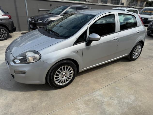 Fiat Punto 1.3 MJT II S&S 95 CV 5 porte Street - Foto 2