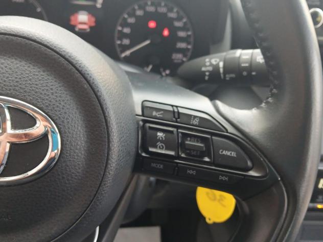Toyota Yaris 1.5 Hybrid 5 porte Business - Foto 17
