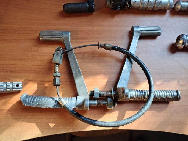 Pedane arretrate moto - Foto 7