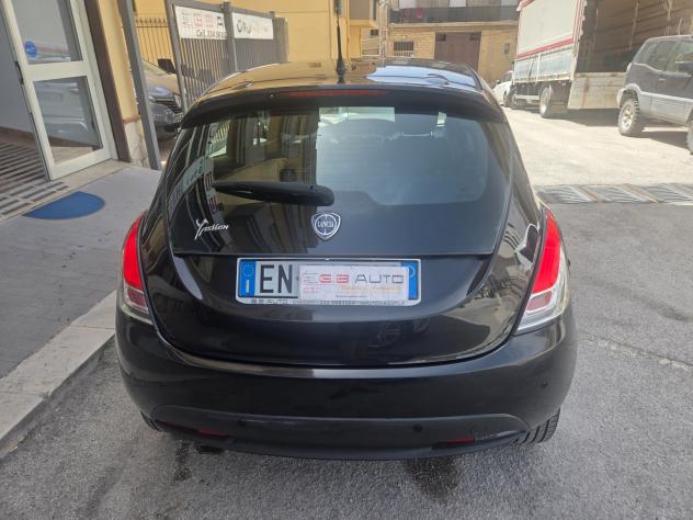 LANCIA YPSILON 1.2 BENZINA 70 CV SOLI KM 56000 CERTIF - Foto 4