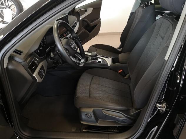 Audi A4 Avant 30 TDI/136 CV S tronic Business Advanced - Foto 8