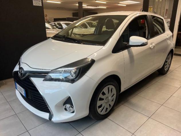 TOYOTA Yaris 1.0 5 porte Lounge rif. 24136508 - Foto 2