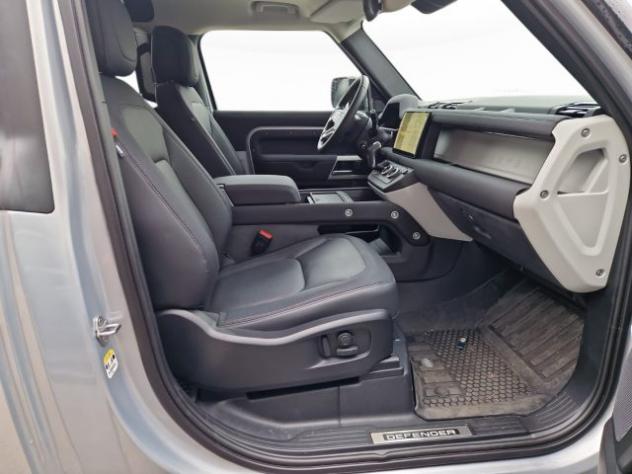 LAND ROVER Defender 90 3.0D I6 250 CV AWD Auto X-Dynamic HSE rif. 23712034 - Foto 3