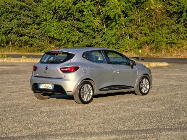 Renault Clio dCi 8V 75 CV 5 porte Duel2 CV-75 E6 Manuale NEO 2019 - Foto 6