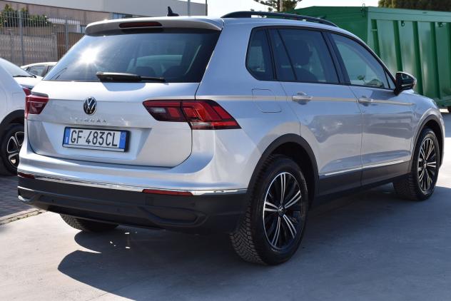 Volkswagen Tiguan 2.0 TDI 150 CV SCR DSG Life - Foto 4