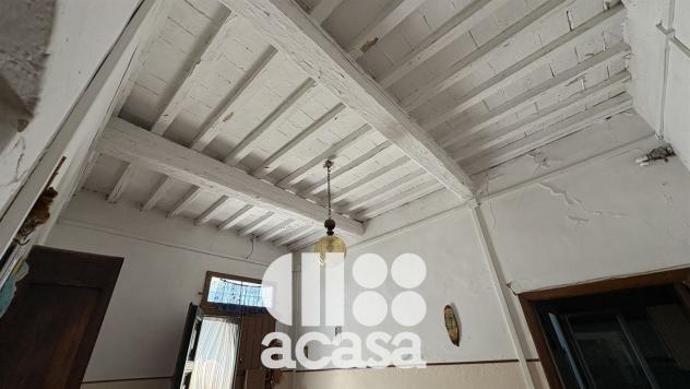CASALE CON PERTINENZE - Foto 9