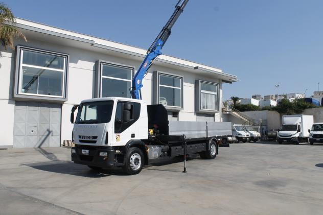 Iveco LKW/TRUCKS EUROCARGO 180E28 CON GRU'PM 9.5LC