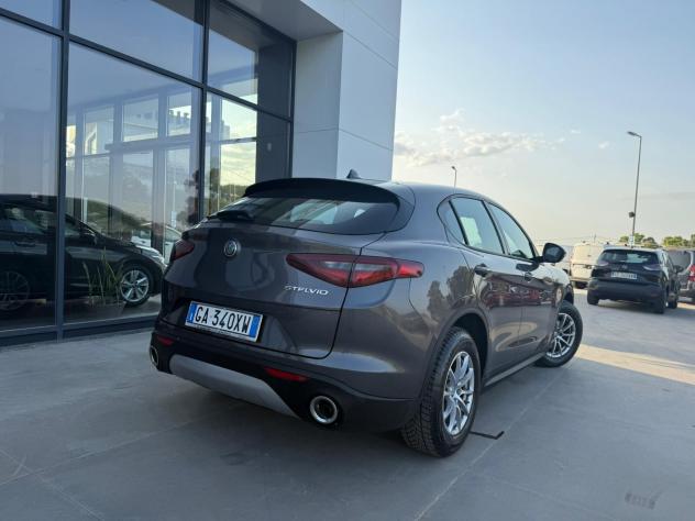 Alfa Romeo Stelvio 2.2 Turbodiesel 190 CV AT8 RWD Business - Foto 6