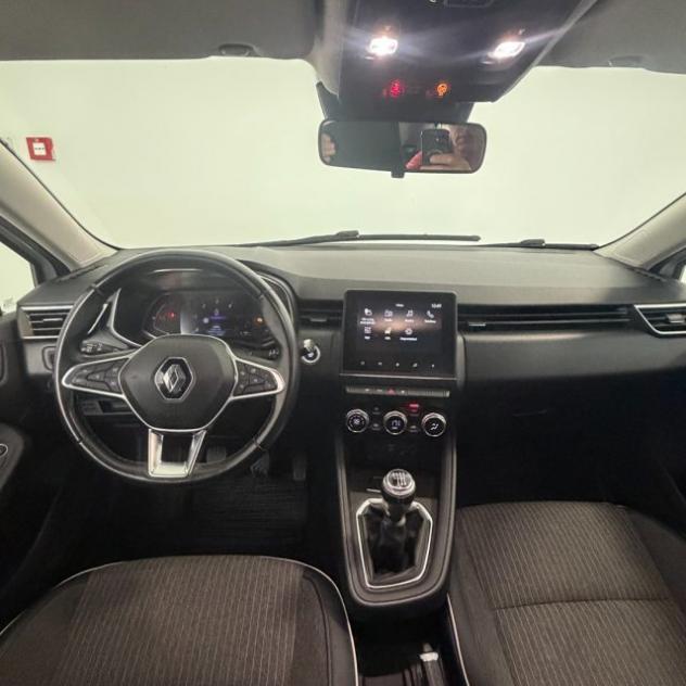 RENAULT Clio Blue dCi 85 CV 5 porte Intens rif. 24062787 - Foto 10