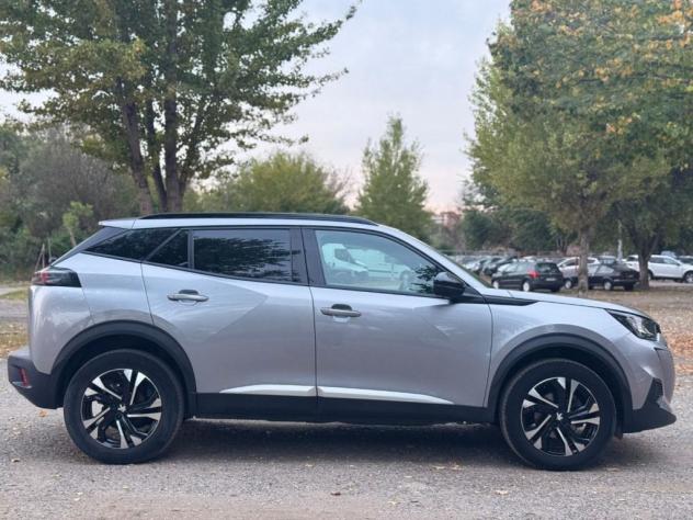 Peugeot 2008 PureTech 100 S&S Allure +GPL - Foto 6