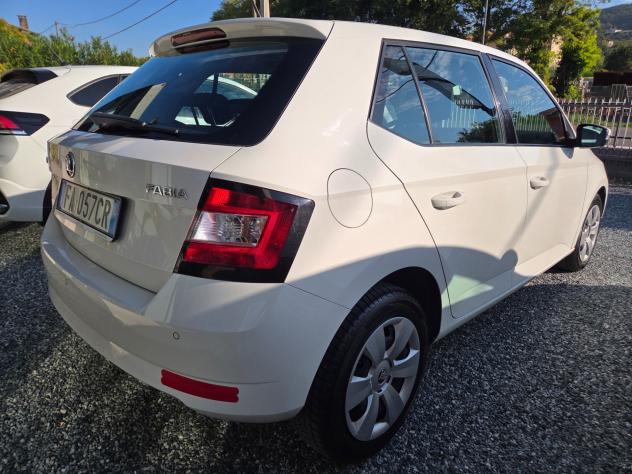 Skoda Fabia 1.4 TDI 90 CV Ambition - Foto 5