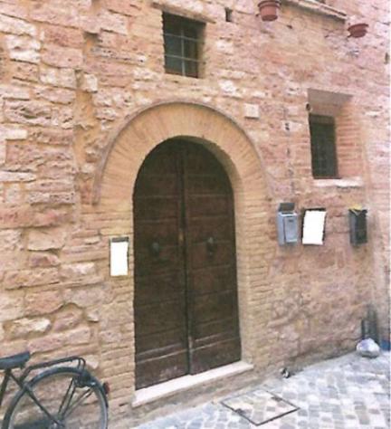 Immobile in asta di 107 m², box auto in vendita a Foligno - Foto 7