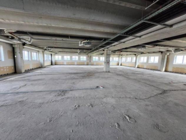 Immobile in asta di 654 m² in vendita a Concorezzo - Foto 2