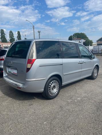 Lancia Phedra 2.0 MJT 136 CV Platino - Foto 3