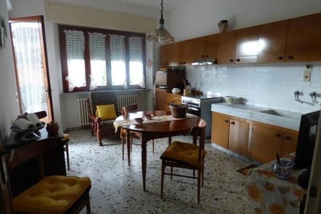 Villa in vendita a San Lorenzo di Moriano - Lucca 280 mq Rif: 888378 - Foto 3