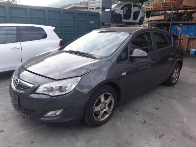 Ricambi vari Opel Astra J 1.7 CDTI del 2010 - Foto 5
