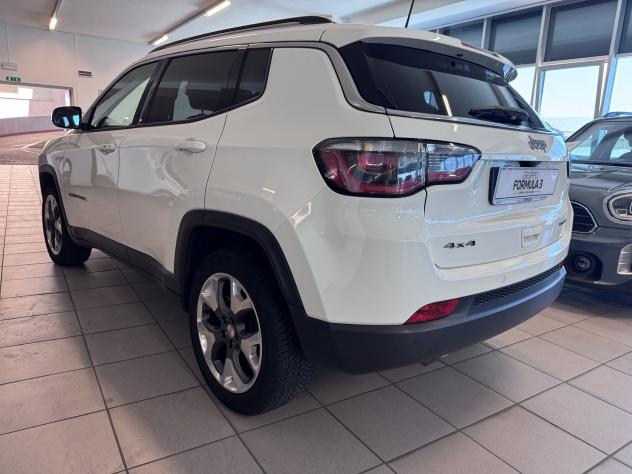 Jeep Compass 2.0 MJet 140cv Limited 4WD auto - Foto 4