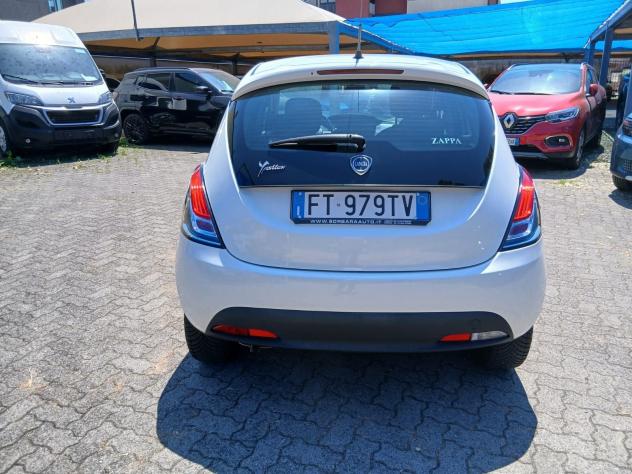 Lancia Ypsilon 1.2 69 CV 5 porte GPL Ecochic Silver. - Foto 9
