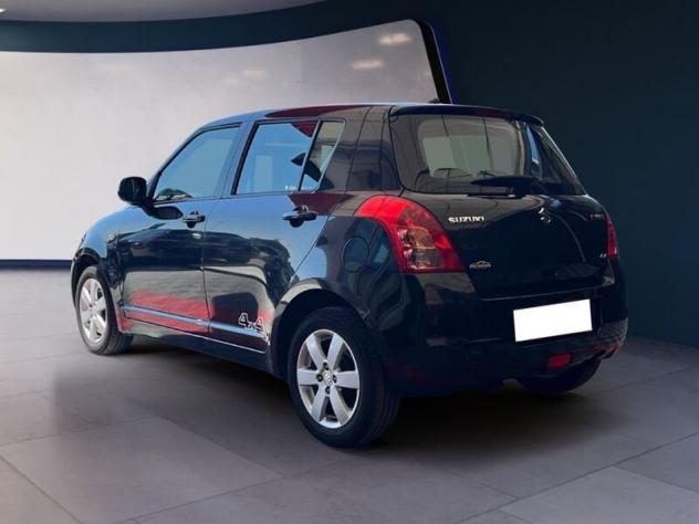 Suzuki Swift 5p 1.3 16v GL c/airb.lat 4x4 - Foto 5